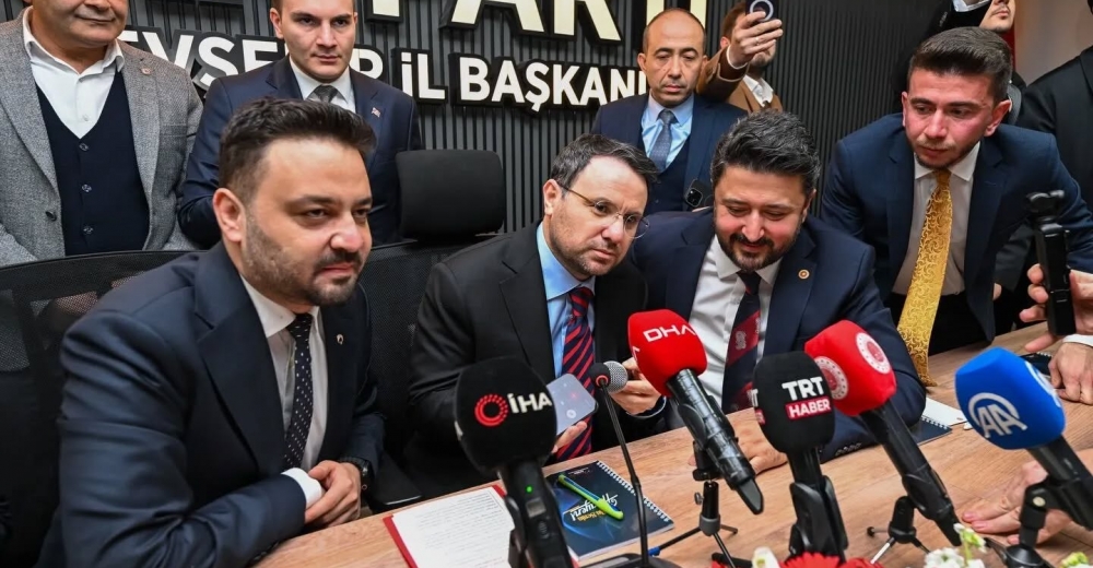 BAKAN RÜZGARI ESTİ..