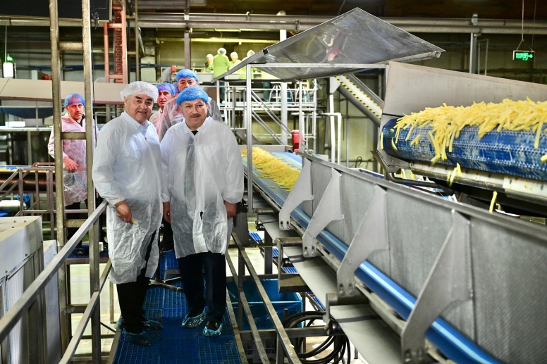 VALİ FİDAN'DAN ANLAMLI ZİYARET..