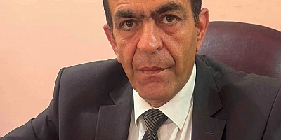 AYAĞININ TOZU İLE..