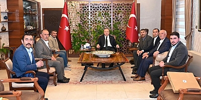 MAHALLE MUHTARLARINI DİNLEDİ..