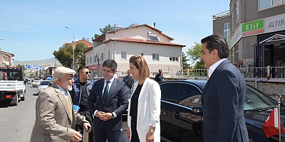 TEŞEKKÜRÜ İHMAL ETMEDİ..