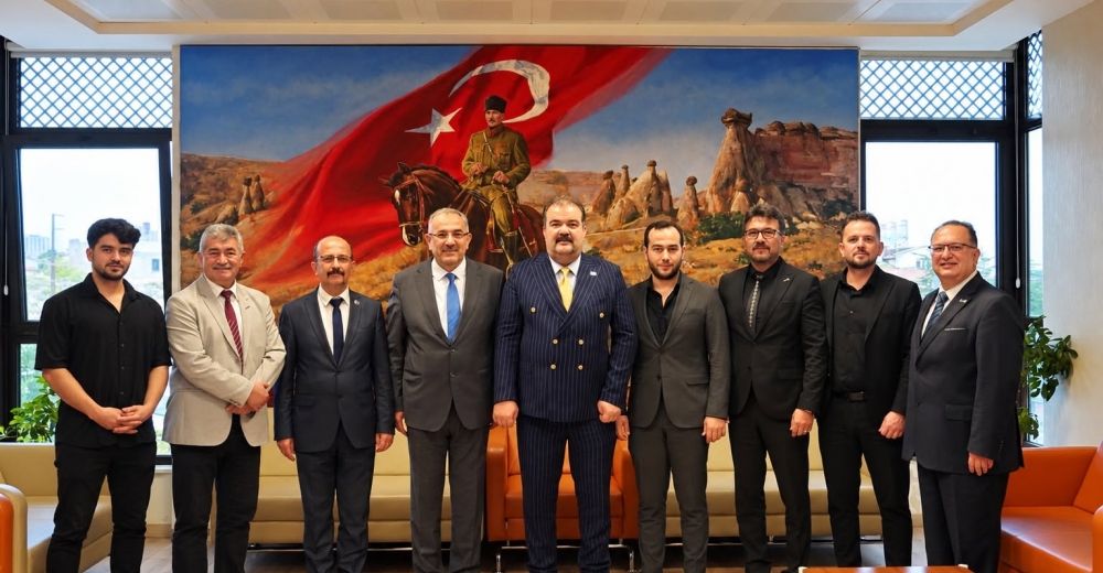 ANAHTAR  PARTİ'DEN BARO YÖNETİMİ'NE..