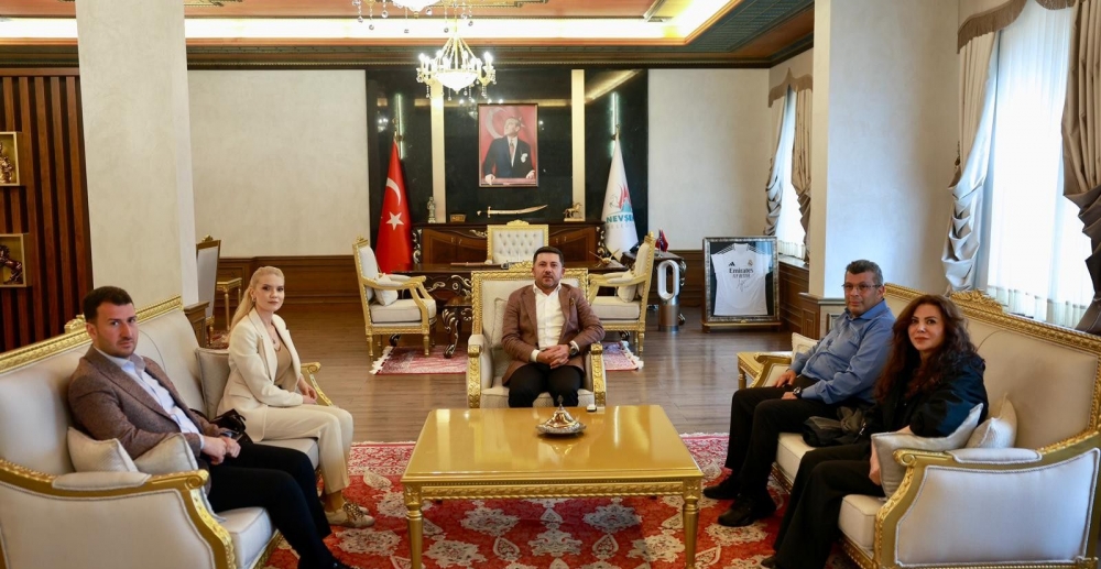 KİTAP FUARI GÖRÜLMEYE DEĞERDİ..