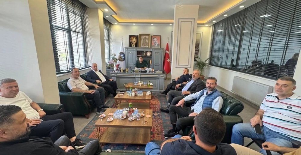 ÖBEKLİ VE EKİBİ'NDEN..