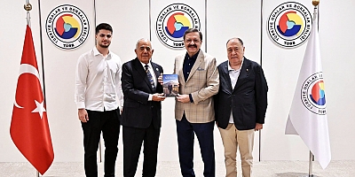 PARMAKSIZ YİNE SAHALARDA..