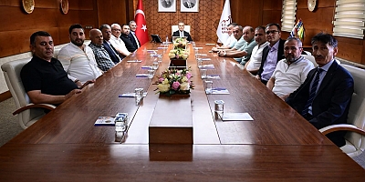 SUNAY VE EKİBİNDEN VALİLİK ÇIKARMASI..